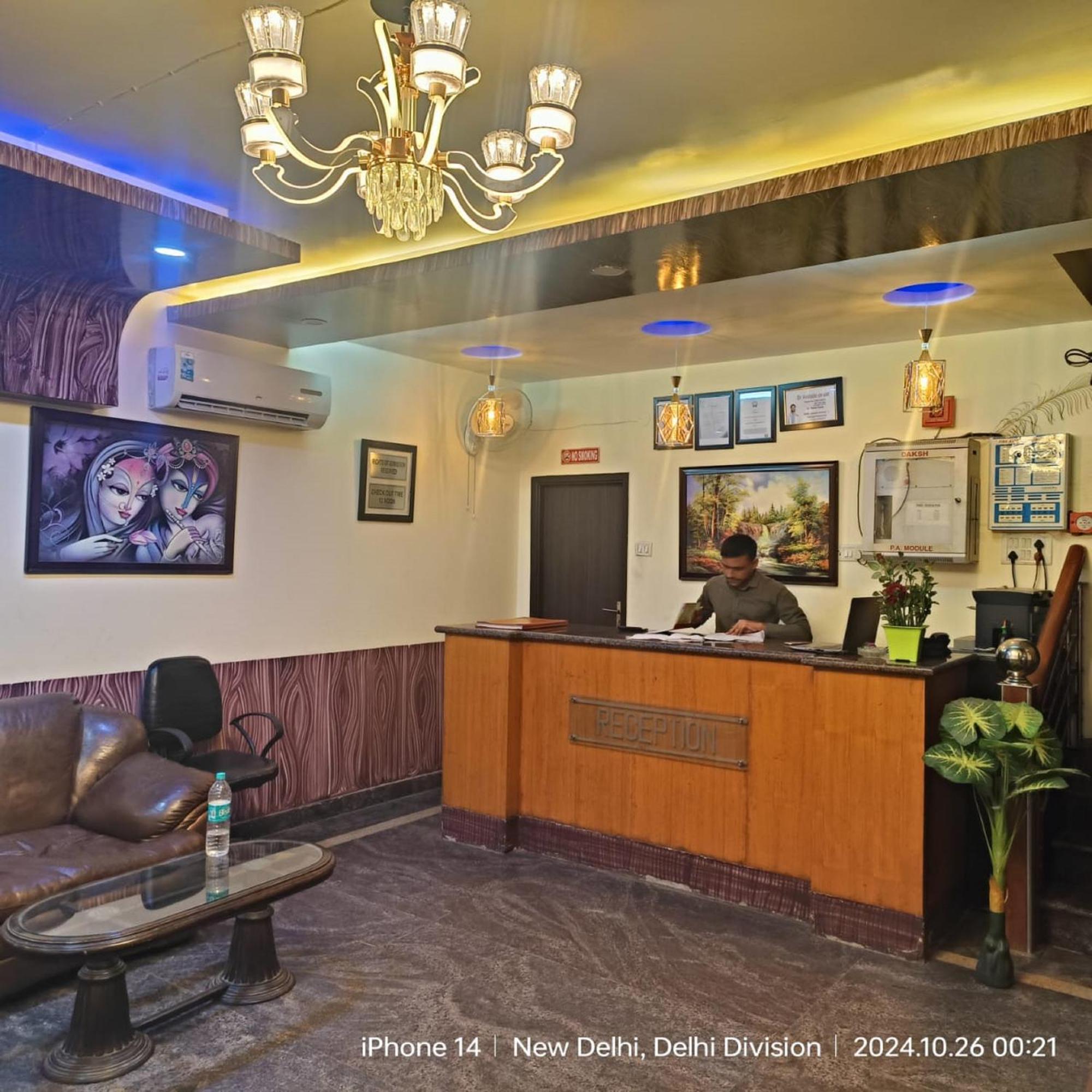 Jet Fox By Aero View Hotel, Delhi Airport Neu-Delhi Exterior foto